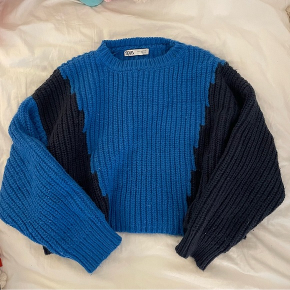 Colorblock Zara Sweater - Picture 1 of 3